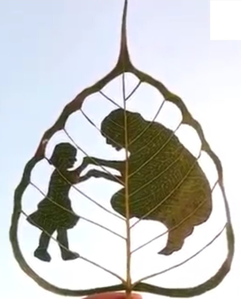 Girl playing mom leaf – DXF SVG DWG CNC Plasma Laser Wood Router- Ready to Cut